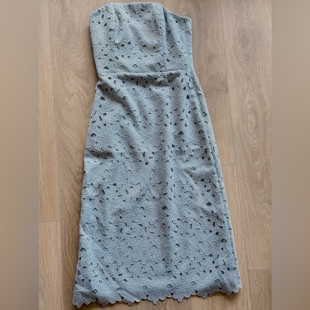 Club Monaco Gray/Blue Floral Lace Midi Dress
